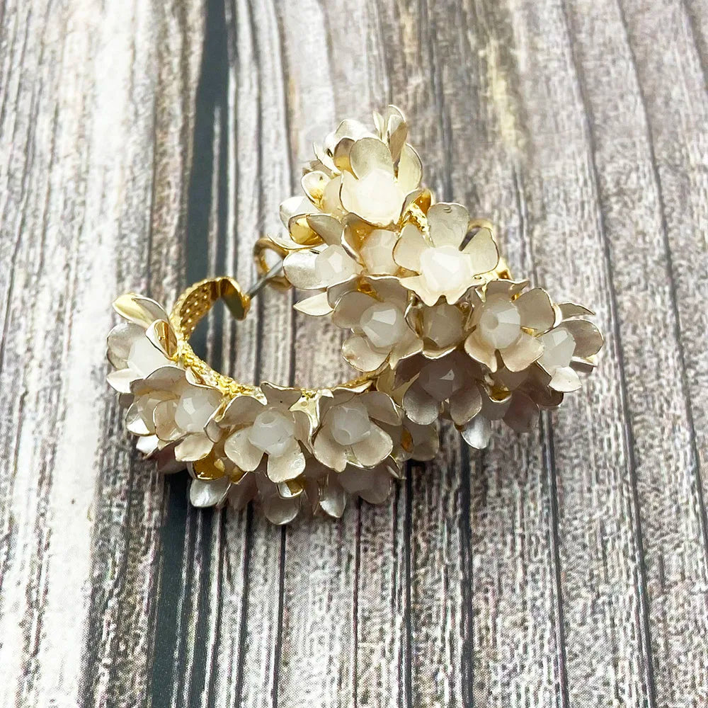 Brinco de Argola Floral