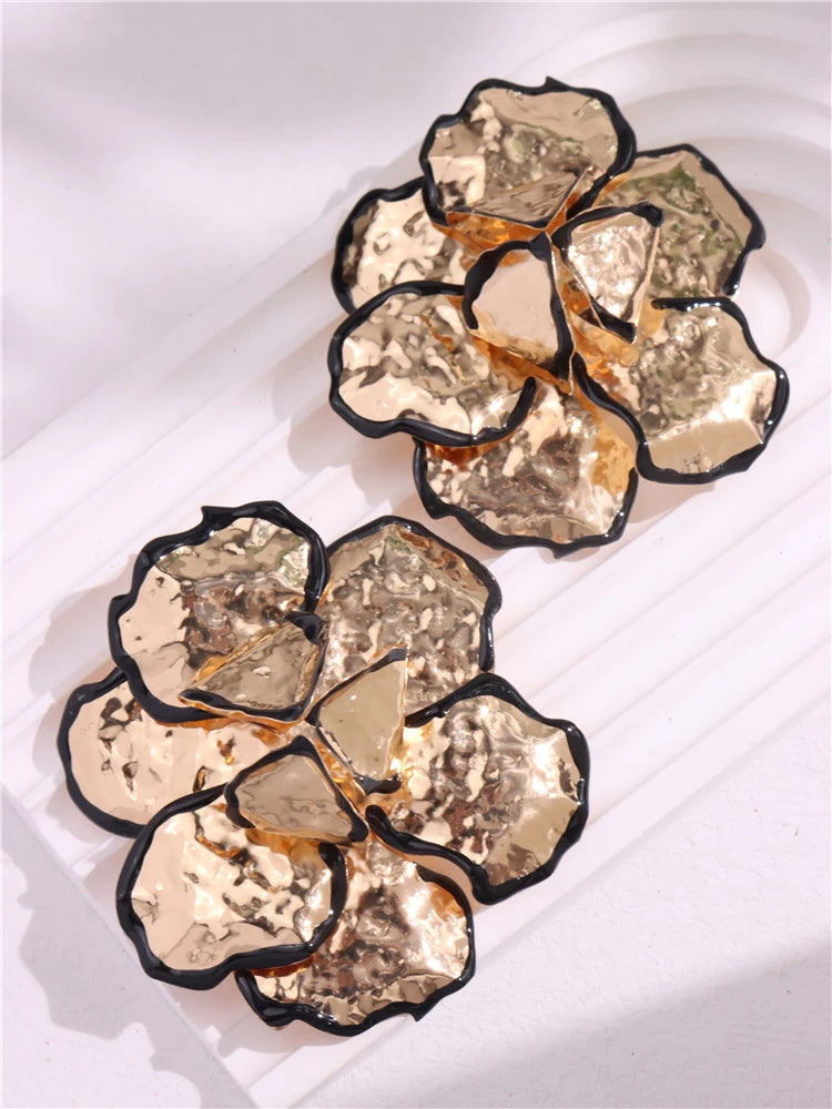 Brincos Flor Metal Exuberante