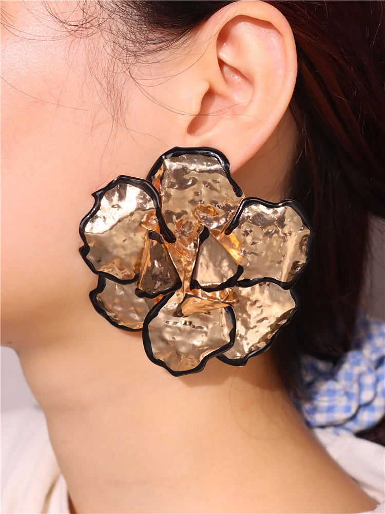 Brincos Flor Metal Exuberante